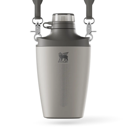 The Stanley Cross Bottle | 23 OZ